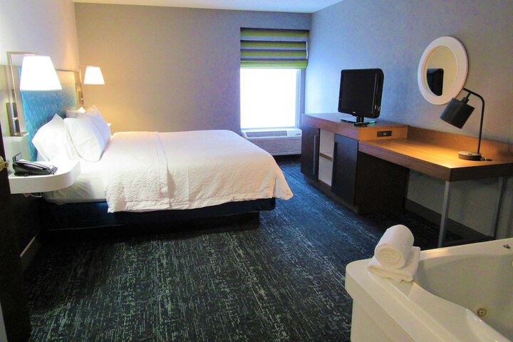 Room 77 of 169