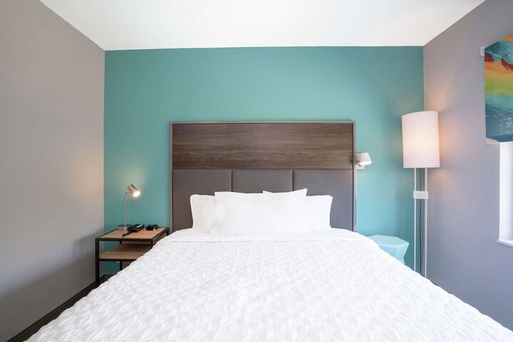 Room 20 of 36