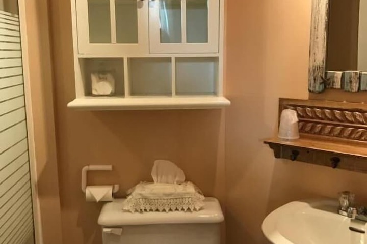 Room 18 of 44
