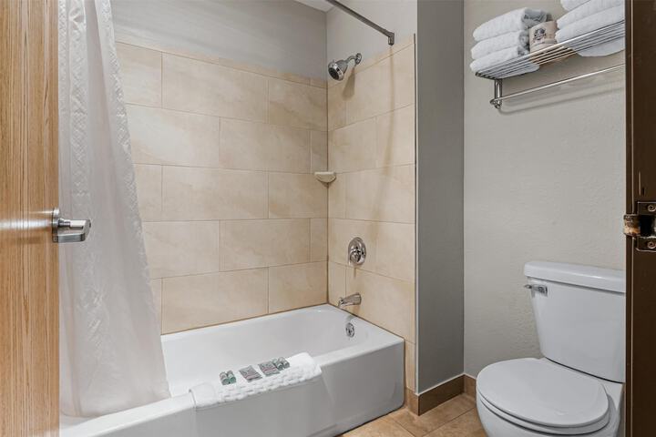 Best Western Ambassador Inn & Suites