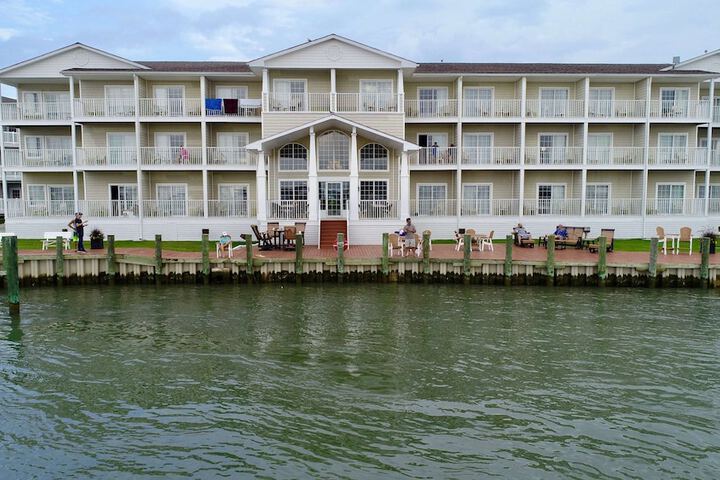 Hampton Inn & Suites Chincoteague Waterfront