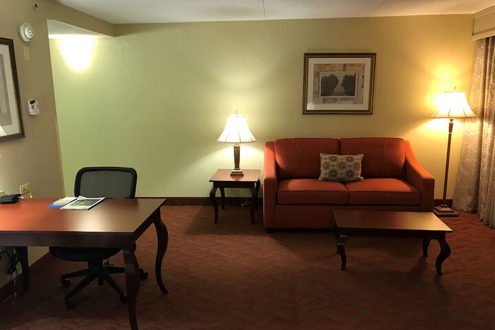 Room 11 of 30