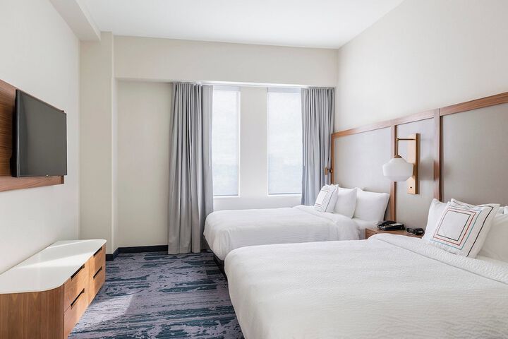 Room 10 of 22