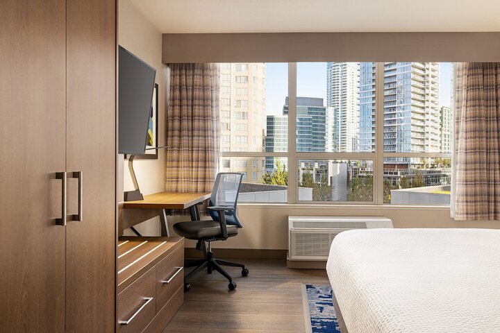 Room 33 of 58