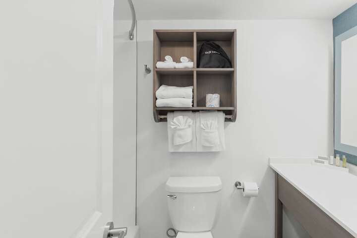 Room 226 of 273