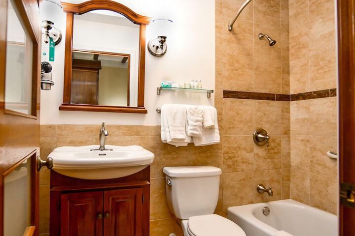 Brand Plaza Hotel