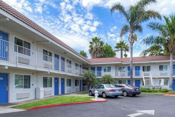 Hotel 2 of 25