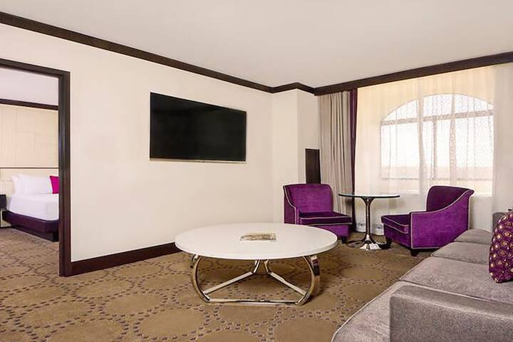 Room 53 of 110