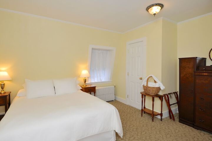 Room 22 of 30