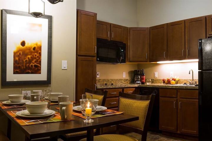 Teddys Residential Suites Watford City