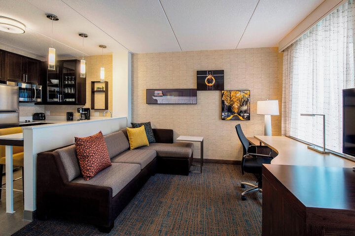 Room 14 of 26