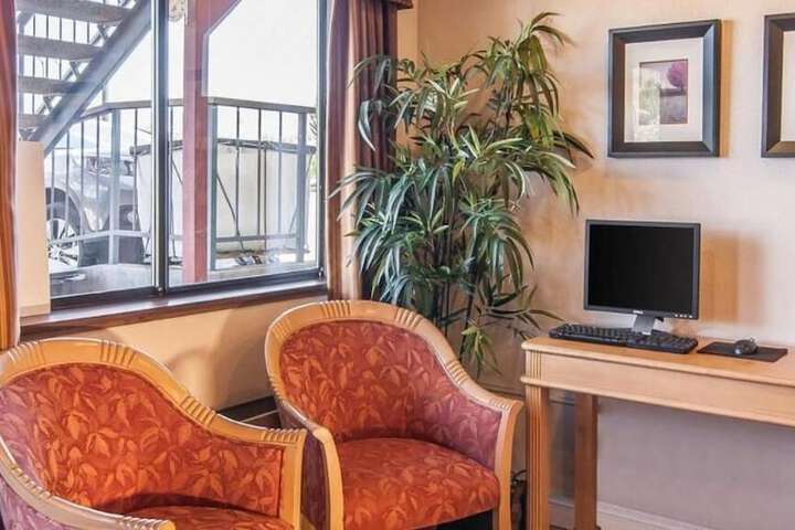 Ashland Valley Inn