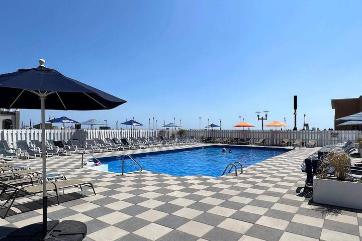Pool 6 of 77