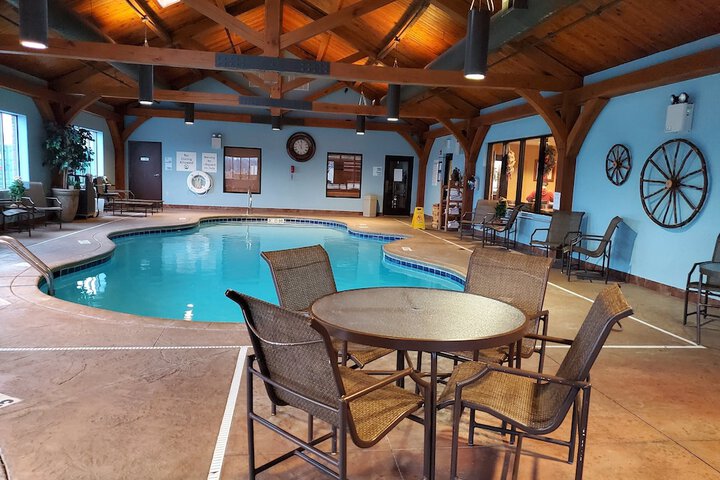 Pool 10 of 58