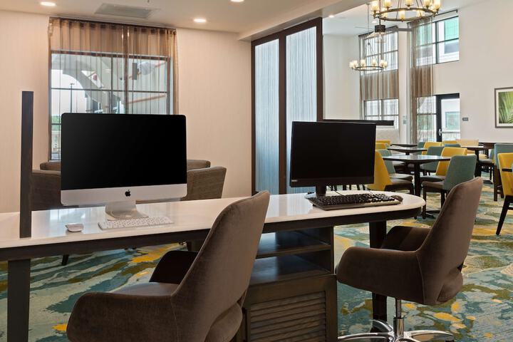 Business Center 54 of 54