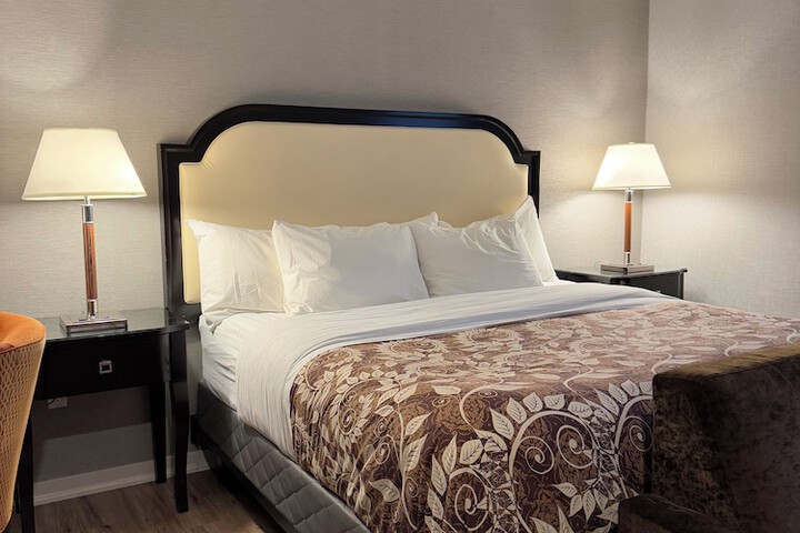Big Bird Inn Wawa SureStay Collection by Best Western