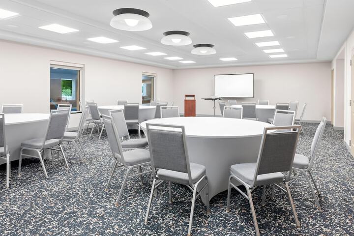 Hampton Inn by Hilton Gainesville-Haymarket
