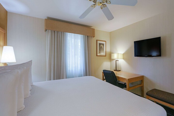 Room 42 of 66