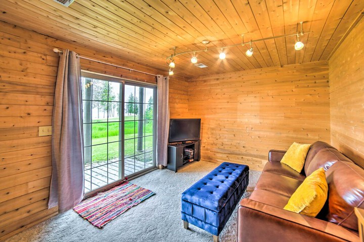 Secluded Lake Michigan Home: Private Fire Pit