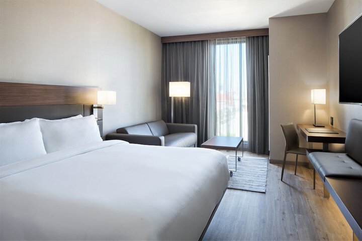 AC Hotel Lansing University Area