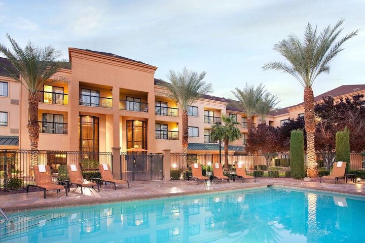 Pool 2 of 32