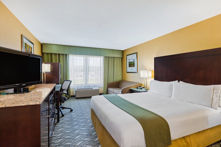 Holiday Inn Express Hotel & Suites San Jose-Morgan Hill by IHG