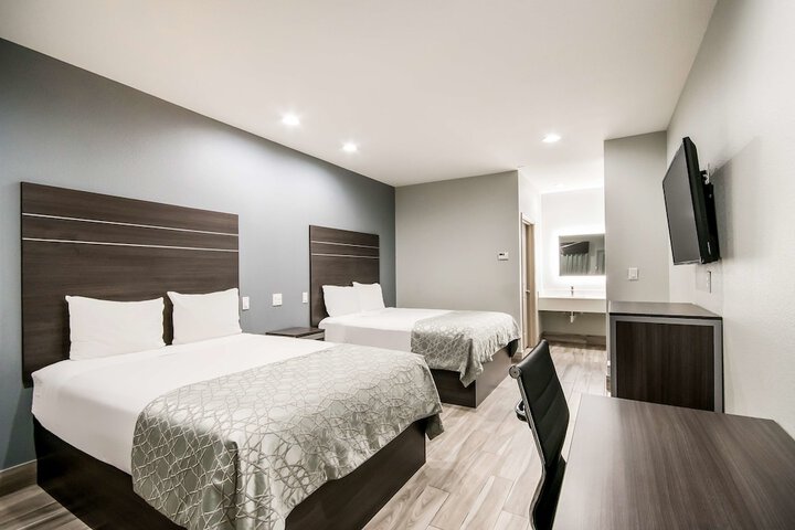 Room 19 of 28