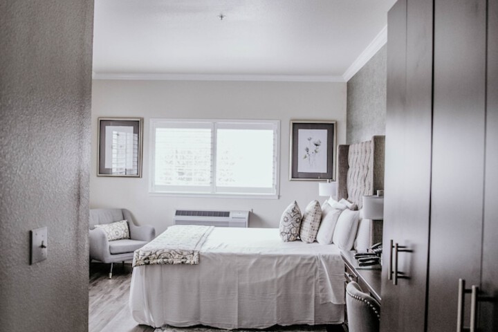 Room 50 of 72
