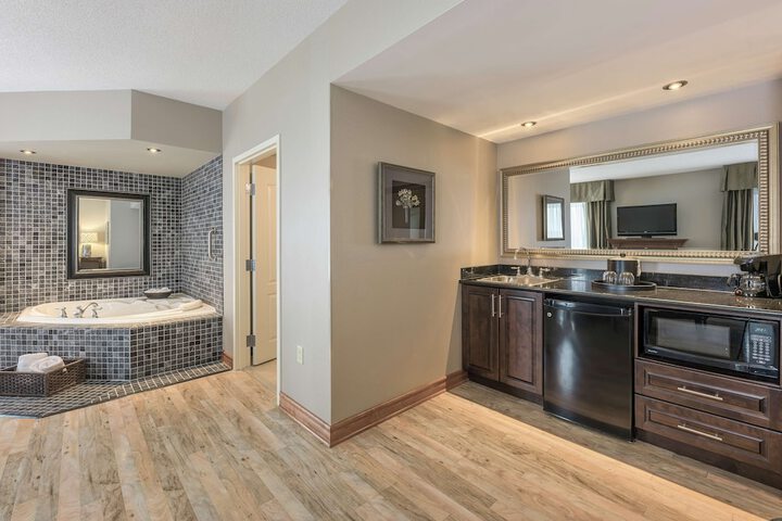 Room 20 of 38