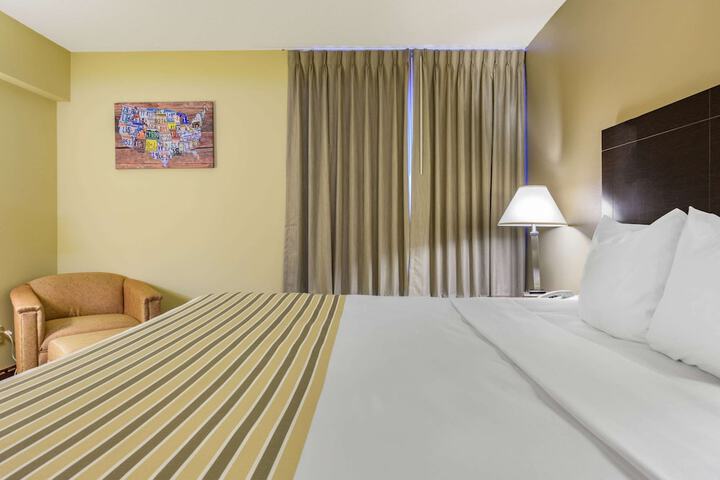 Room 21 of 42