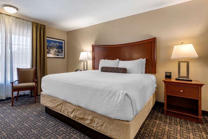 Room 7 of 30