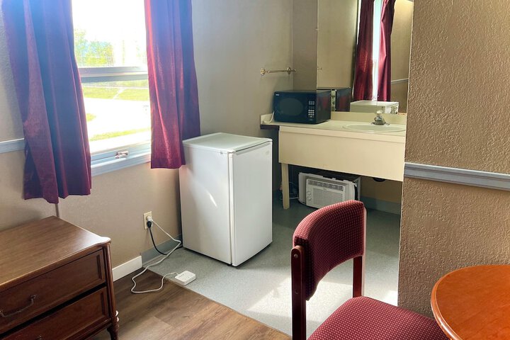 Valemount Hotel