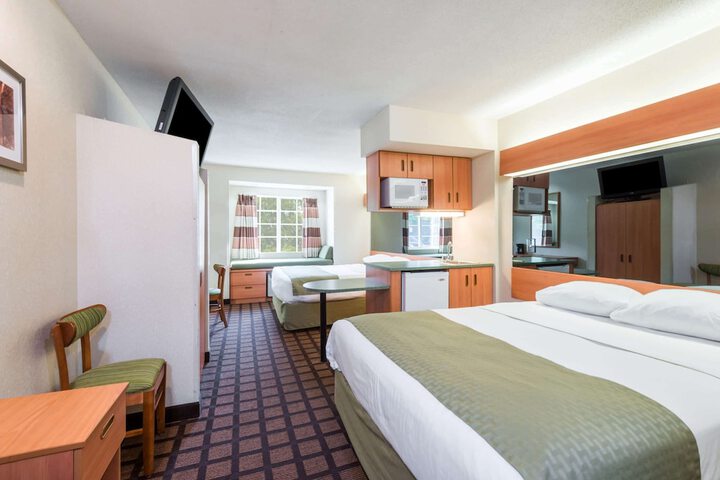 Microtel Inn & Suites by Wyndham Uncasville Casino Area