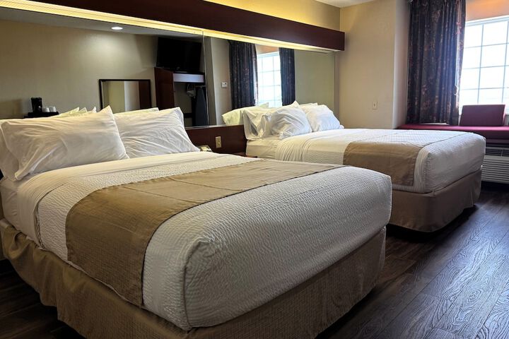 Microtel Inn & Suites by Wyndham Hattiesburg