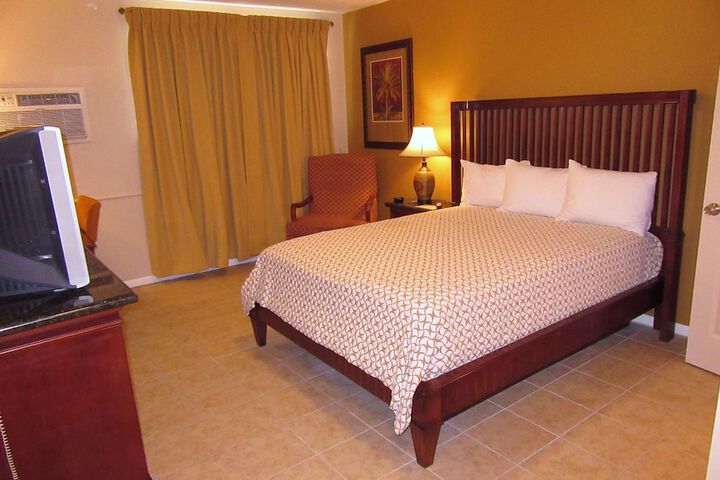 Room 26 of 32