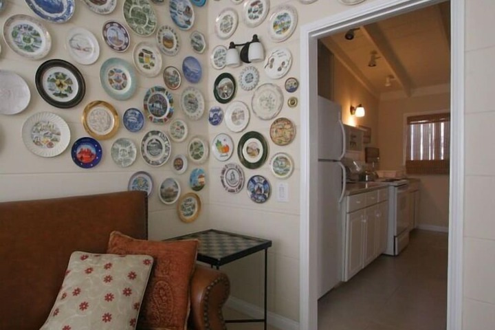 Room 54 of 70