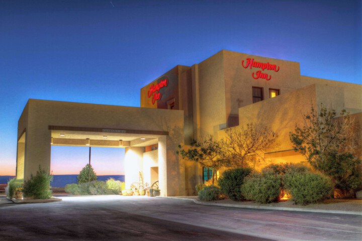Hotel 3 of 68