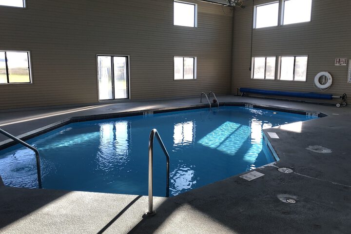 Pool 4 of 20
