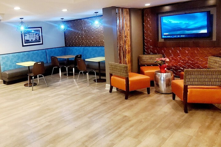 Hotel Interior 15 of 34