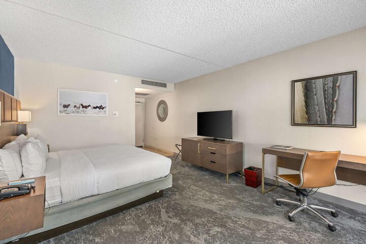 Room 19 of 44