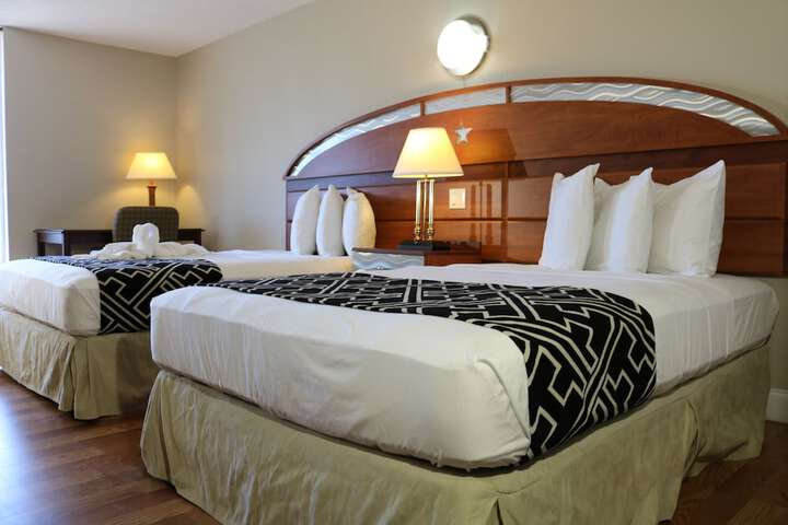 Room 26 of 65
