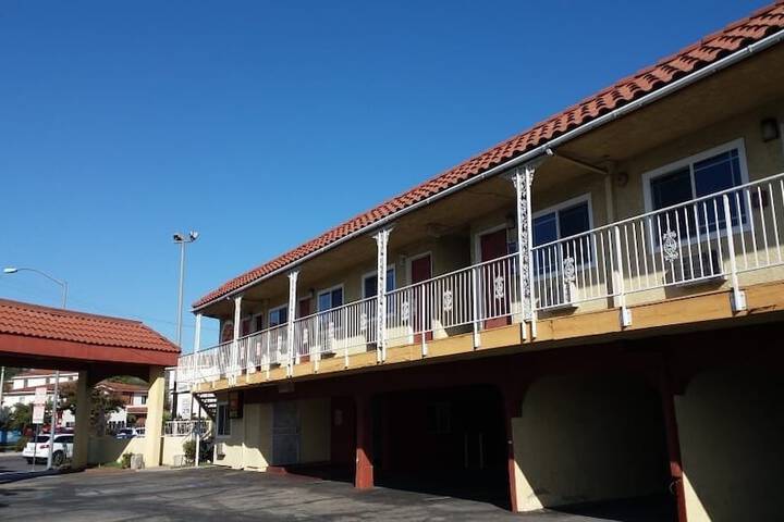 Hotel 2 of 36