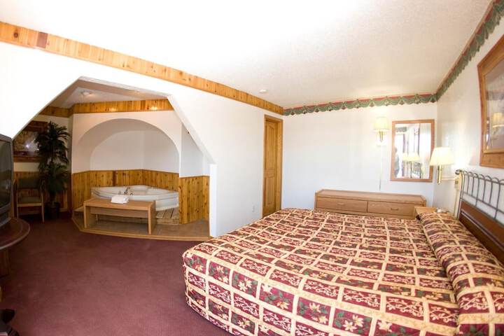Room 23 of 26
