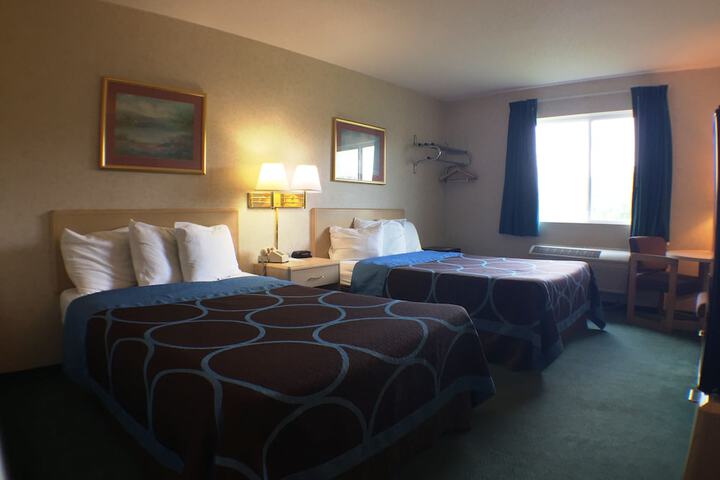 Room 35 of 44