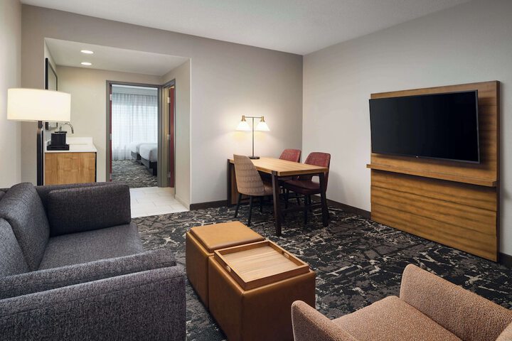 Room 15 of 51