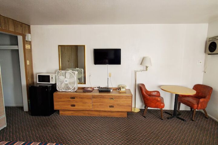 Room 14 of 57
