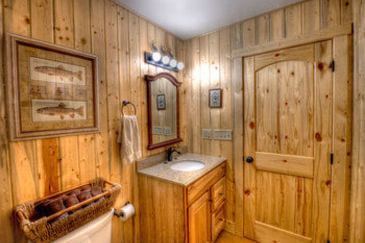 Wild Skies Cabin Rental at Flat Tops