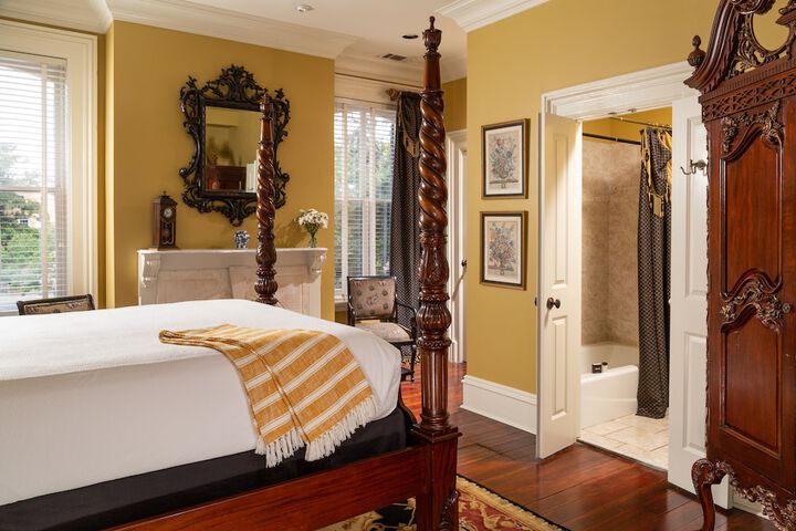 Room 28 of 56