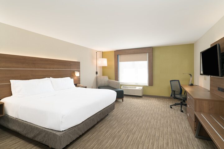Room 40 of 56