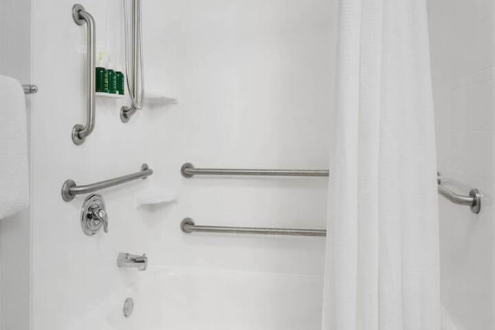 Courtyard by Marriott Mahwah